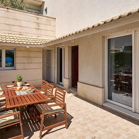 Apartman Sun Adris