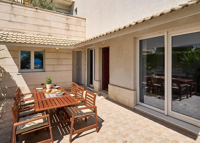 Апартаменти Sun Adris